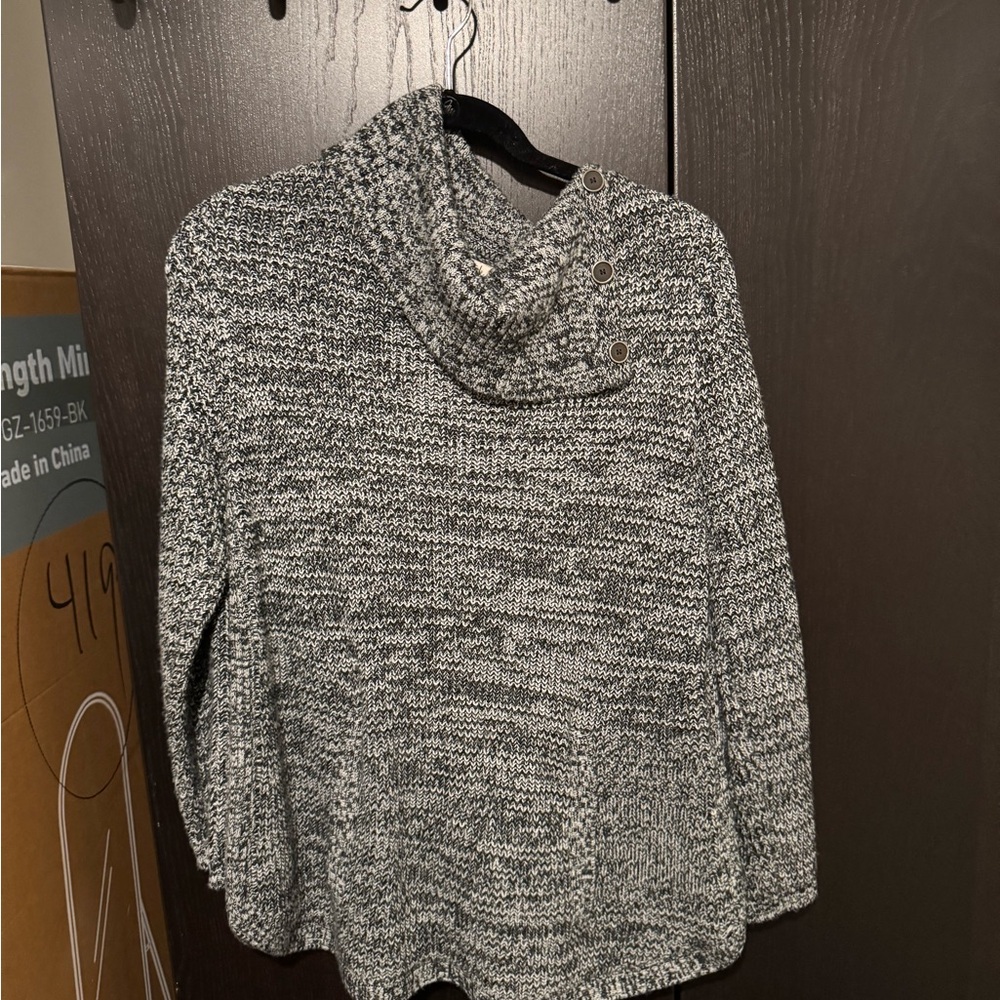Black and white sweater